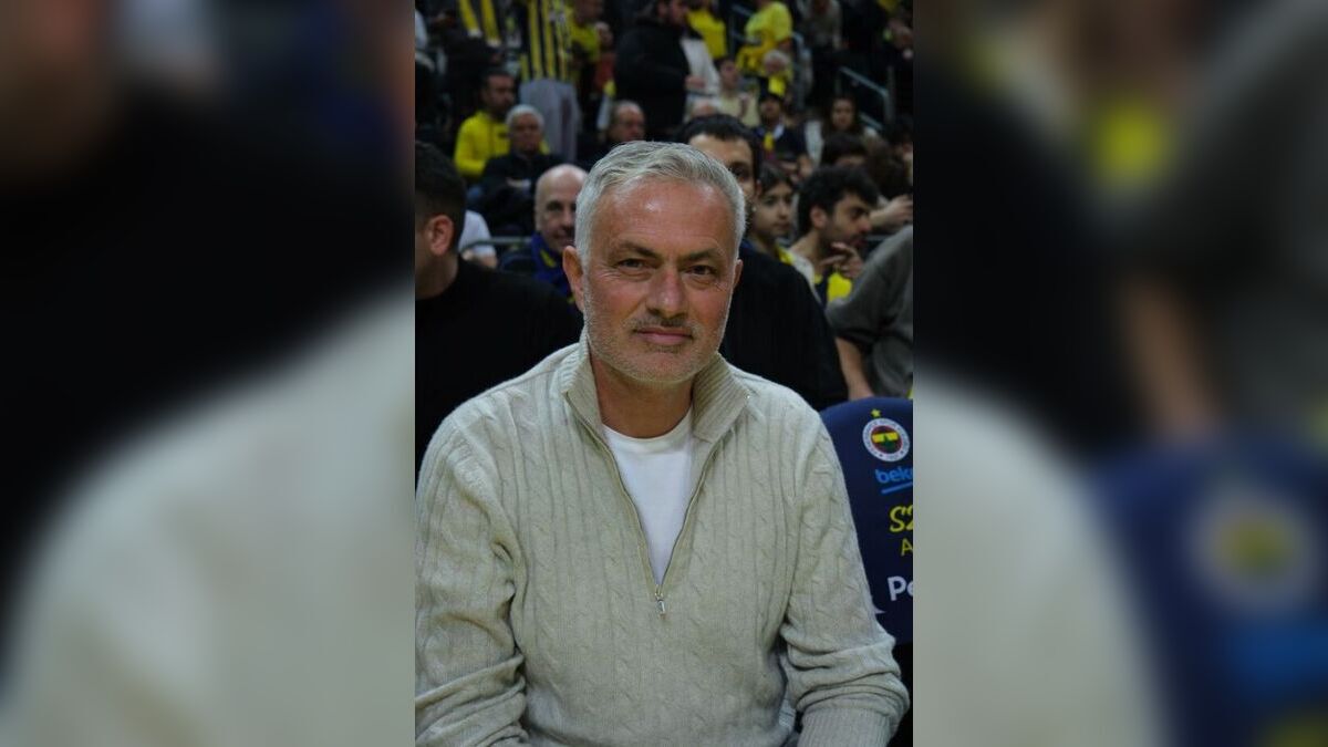 José Mourinho kitárulkozik: háromrészes dokumentumsorozat érkezik a Netflixre